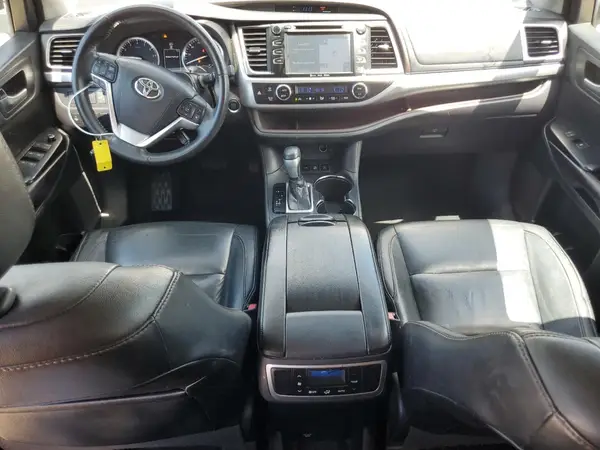5TDJKRFH0GS351515 2016 TOYOTA HIGHLANDER - Image 8