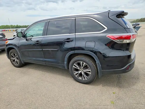 5TDJKRFH0GS352180 2016 TOYOTA HIGHLANDER - Image 2
