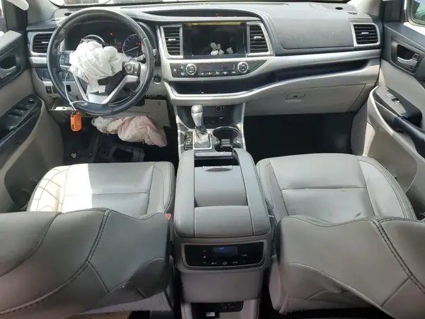 5TDJKRFH0GS355922 2016 TOYOTA HIGHLANDER - Image 8