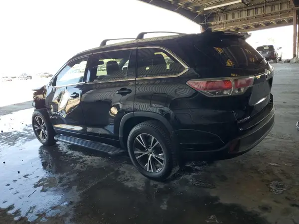 5TDJKRFH0GS502000 2016 TOYOTA HIGHLANDER - Image 2