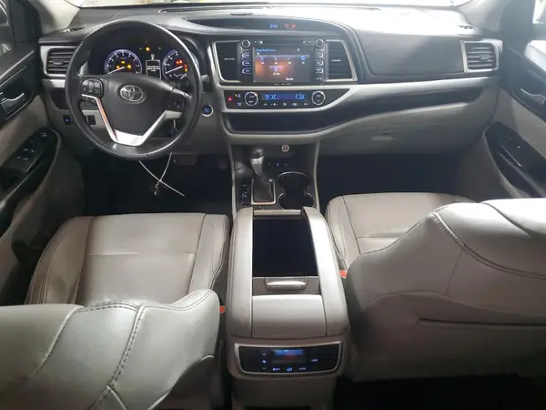 5TDJKRFH0GS502837 2016 TOYOTA HIGHLANDER - Image 8