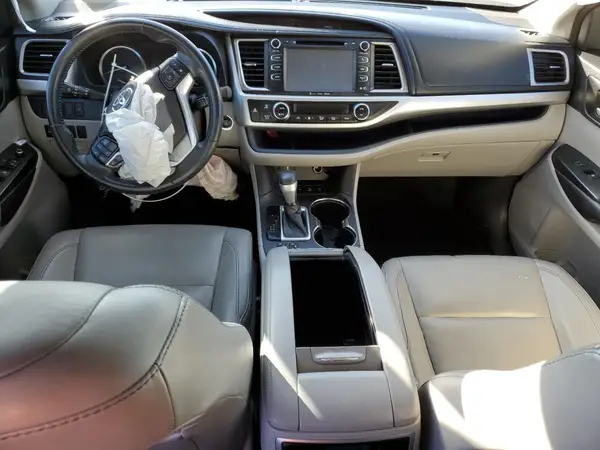 5TDJKRFH0GS506628 2016 TOYOTA HIGHLANDER - Image 8