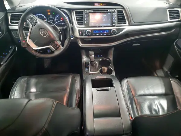5TDJKRFH1GS227897 2016 TOYOTA HIGHLANDER - Image 8
