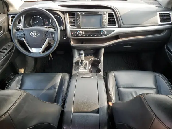 5TDJKRFH1GS240388 2016 TOYOTA HIGHLANDER - Image 8