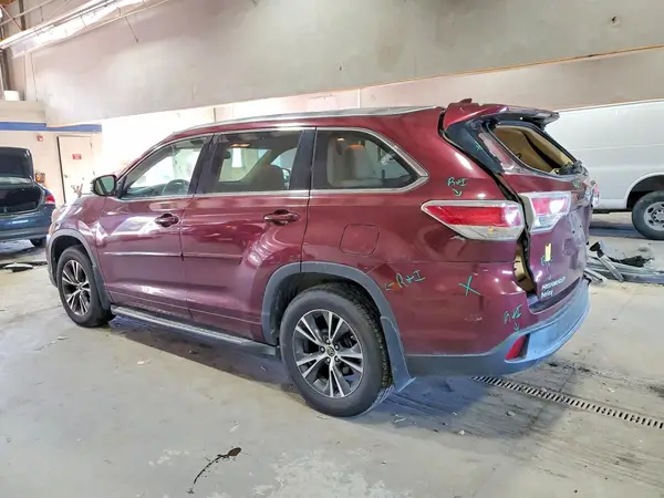 5TDJKRFH1GS242772 2016 TOYOTA HIGHLANDER - Image 2