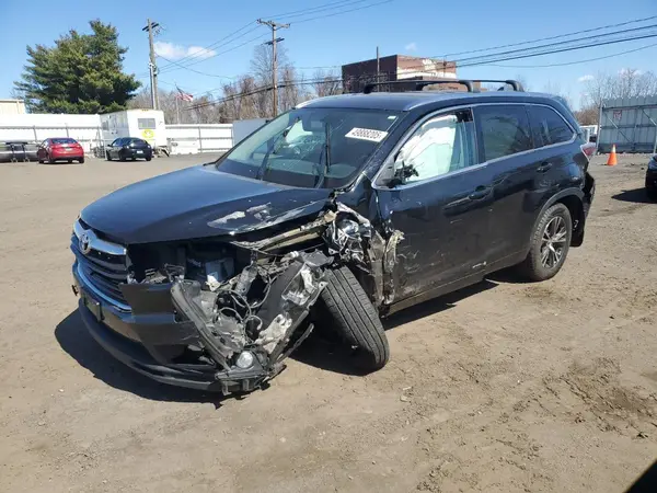 5TDJKRFH1GS252461 2016 TOYOTA HIGHLANDER - Image 1