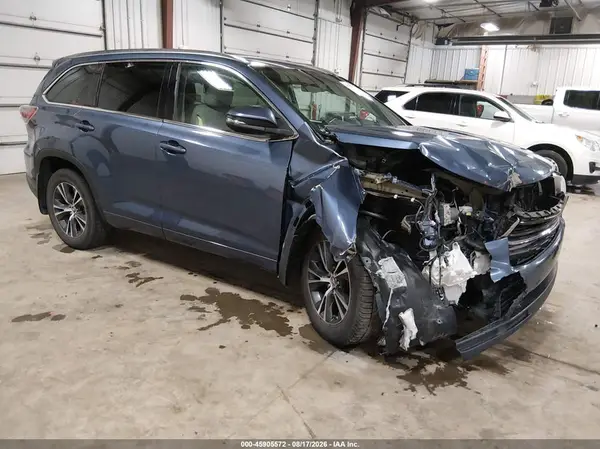 5TDJKRFH1GS261967 2016 TOYOTA HIGHLANDER - Image 1