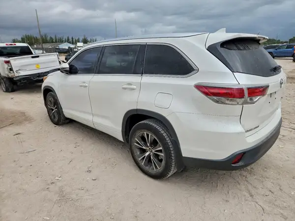 5TDJKRFH1GS264948 2016 TOYOTA HIGHLANDER - Image 2