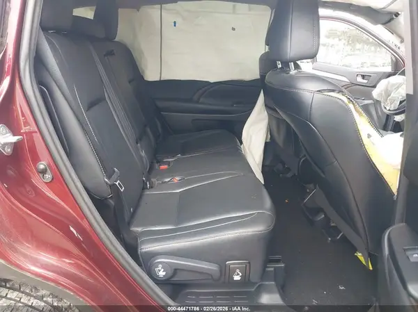 5TDJKRFH1GS267509 2016 TOYOTA HIGHLANDER - Image 8