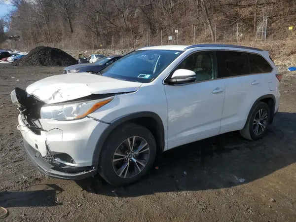 5TDJKRFH1GS267865 2016 TOYOTA HIGHLANDER - Image 1
