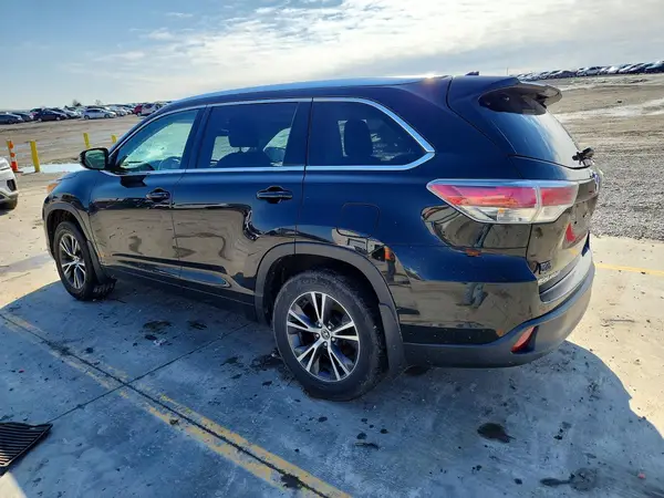 5TDJKRFH1GS270104 2016 TOYOTA HIGHLANDER - Image 2