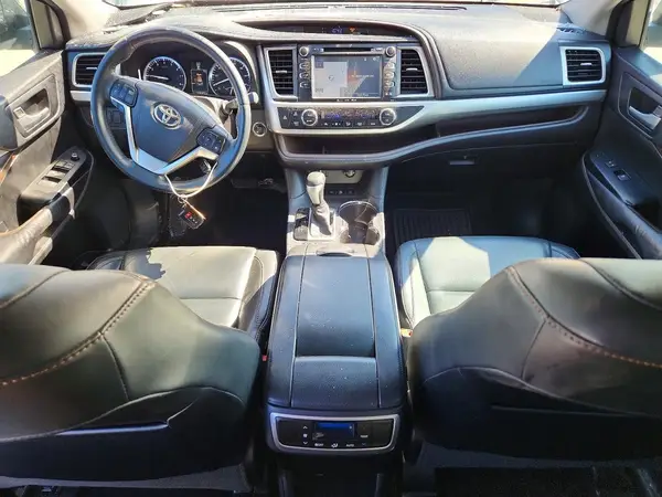 5TDJKRFH1GS270104 2016 TOYOTA HIGHLANDER - Image 8