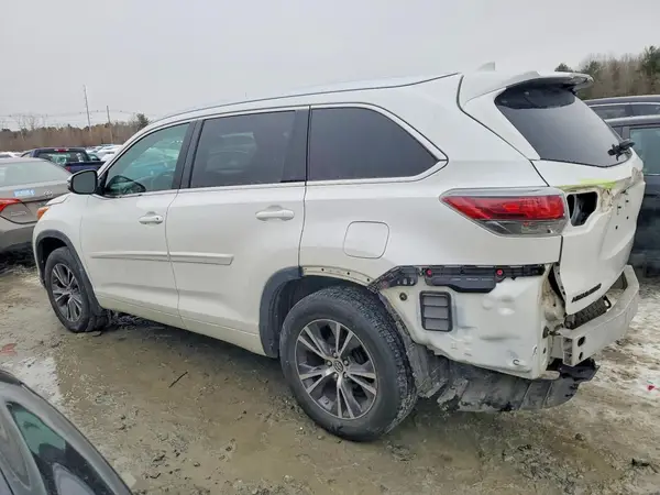 5TDJKRFH1GS279157 2016 TOYOTA HIGHLANDER - Image 2