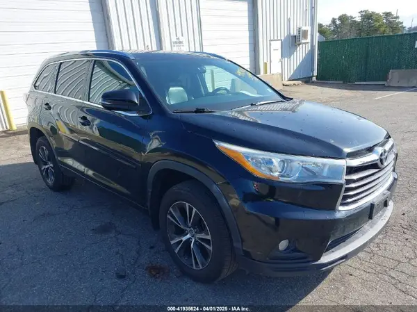 5TDJKRFH1GS287596 2016 TOYOTA HIGHLANDER - Image 1