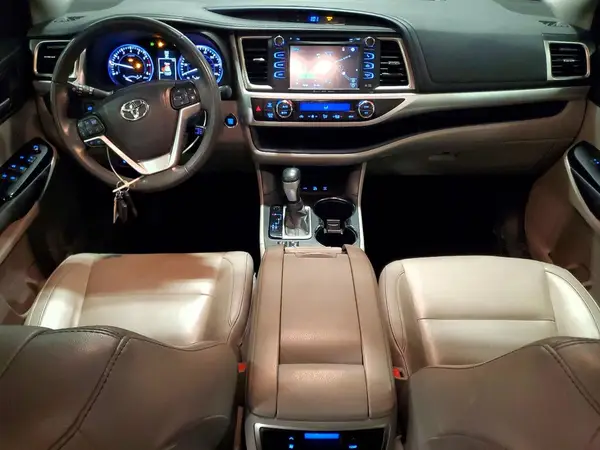 5TDJKRFH1GS289137 2016 TOYOTA HIGHLANDER - Image 8