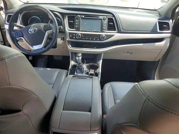 5TDJKRFH1GS299120 2016 TOYOTA HIGHLANDER - Image 8
