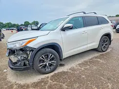 5TDJKRFH1GS302551 2016 TOYOTA HIGHLANDER