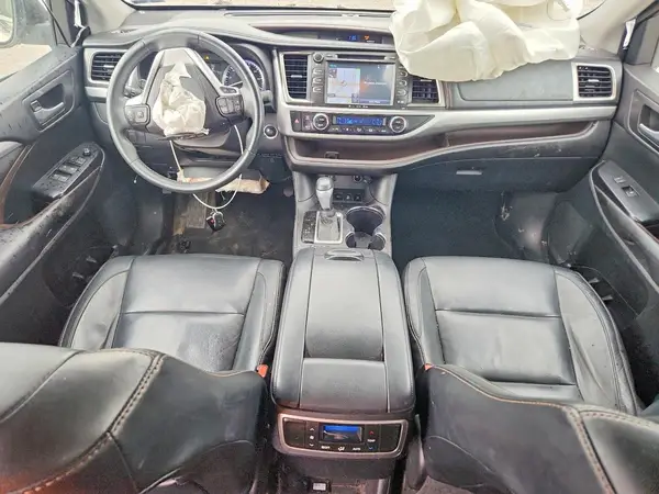 5TDJKRFH1GS302551 2016 TOYOTA HIGHLANDER - Image 8