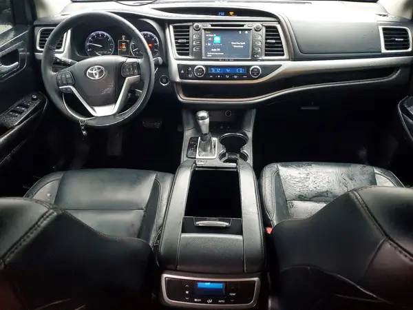 5TDJKRFH1GS303229 2016 TOYOTA HIGHLANDER - Image 8