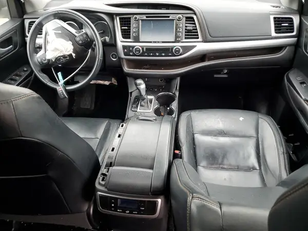 5TDJKRFH1GS304168 2016 TOYOTA HIGHLANDER - Image 8