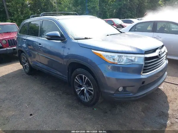 5TDJKRFH1GS308849 2016 TOYOTA HIGHLANDER - Image 1