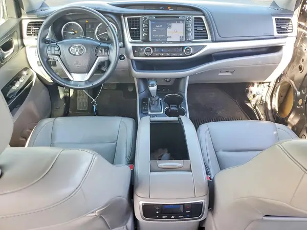 5TDJKRFH1GS314375 2016 TOYOTA HIGHLANDER - Image 8