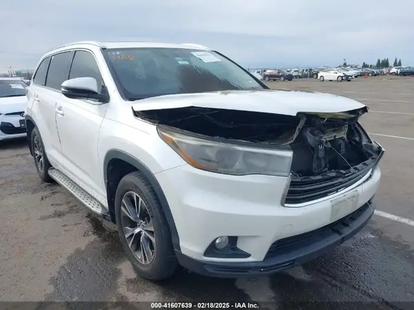 5TDJKRFH1GS320094 2016 TOYOTA HIGHLANDER - Image 1