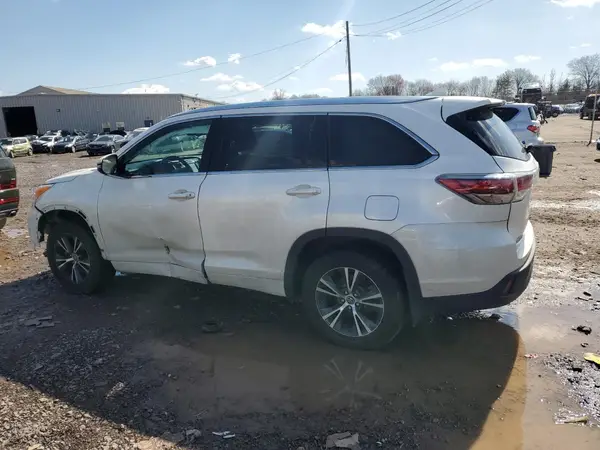 5TDJKRFH1GS335646 2016 TOYOTA HIGHLANDER - Image 2