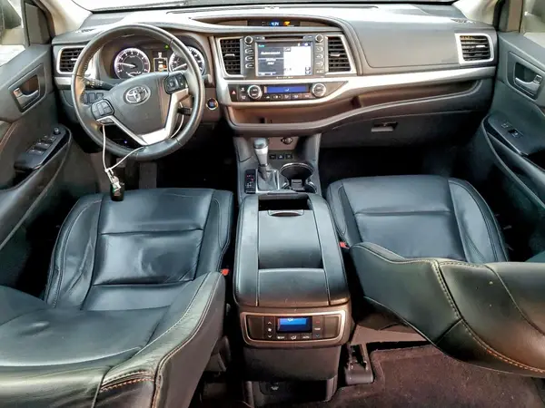 5TDJKRFH1GS336800 2016 TOYOTA HIGHLANDER - Image 8