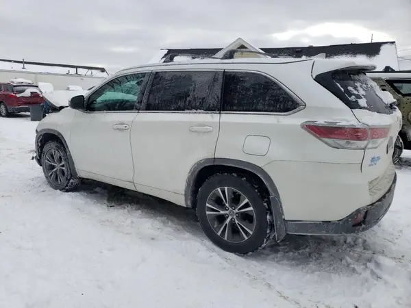 5TDJKRFH1GS338515 2016 TOYOTA HIGHLANDER - Image 2