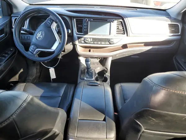 5TDJKRFH1GS340569 2016 TOYOTA HIGHLANDER - Image 8
