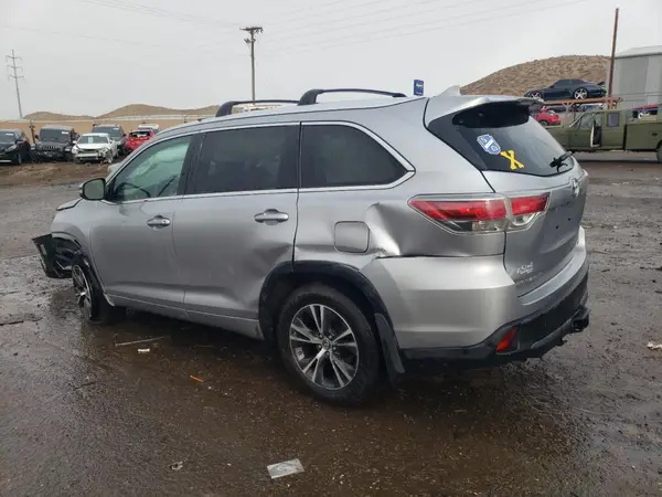 5TDJKRFH1GS342502 2016 TOYOTA HIGHLANDER - Image 2