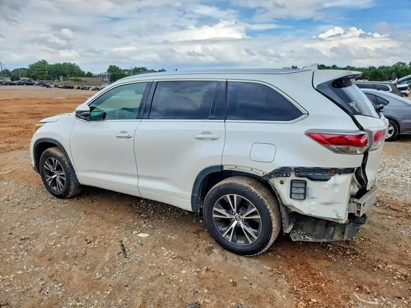 5TDJKRFH1GS342578 2016 TOYOTA HIGHLANDER - Image 2