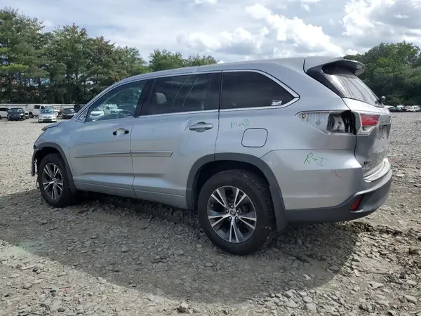 5TDJKRFH1GS347165 2016 TOYOTA HIGHLANDER - Image 2