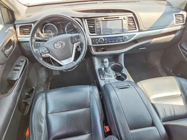 5TDJKRFH1GS348218 2016 TOYOTA HIGHLANDER - Image 8