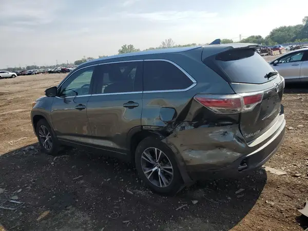 5TDJKRFH1GS351765 2016 TOYOTA HIGHLANDER - Image 2