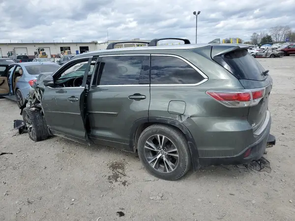 5TDJKRFH1GS353967 2016 TOYOTA HIGHLANDER - Image 2