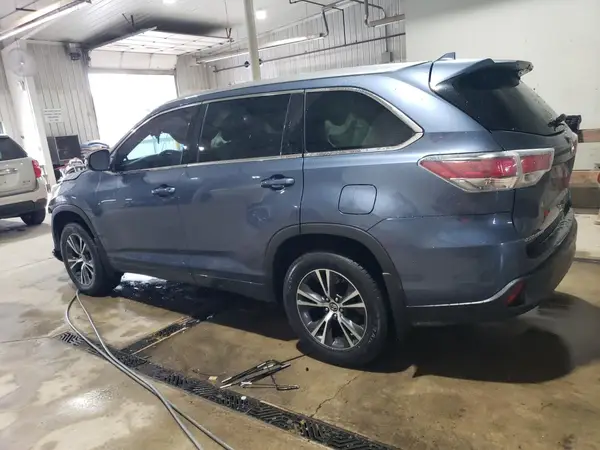 5TDJKRFH1GS500515 2016 TOYOTA HIGHLANDER - Image 2