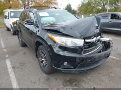 5TDJKRFH1GS500997 2016 TOYOTA HIGHLANDER