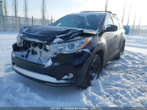 5TDJKRFH1GS502281 2016 TOYOTA HIGHLANDER - Image 2