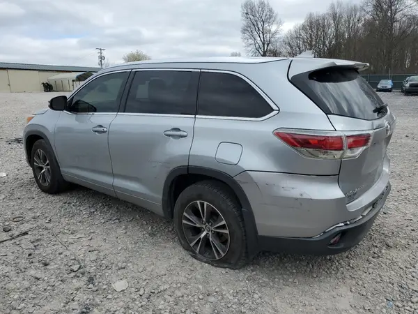 5TDJKRFH1GS502622 2016 TOYOTA HIGHLANDER - Image 2