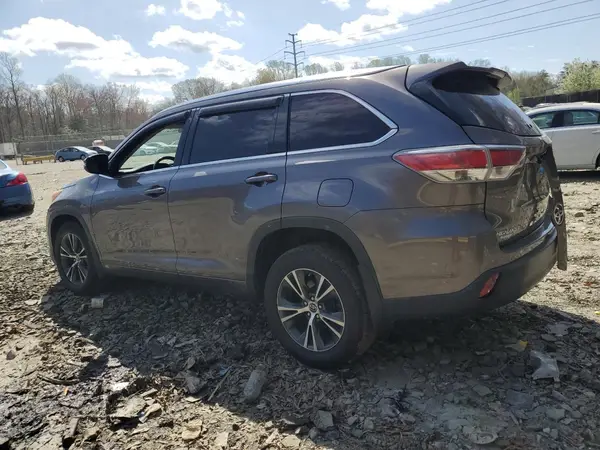 5TDJKRFH1GS502779 2016 TOYOTA HIGHLANDER - Image 2