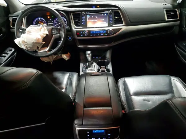 5TDJKRFH1GS504077 2016 TOYOTA HIGHLANDER - Image 8