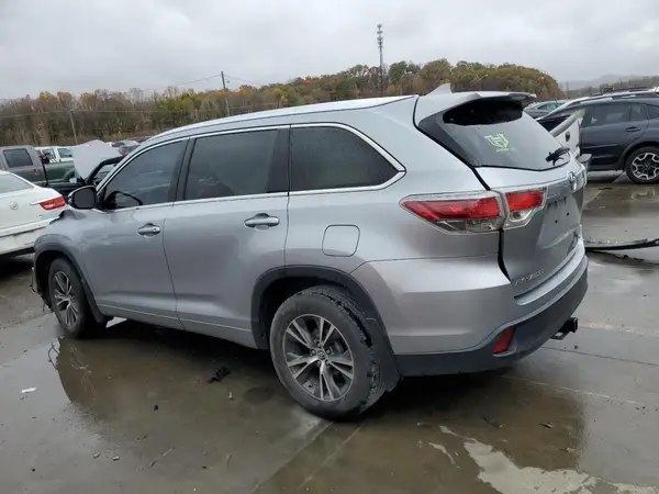 5TDJKRFH1GS504841 2016 TOYOTA HIGHLANDER - Image 2