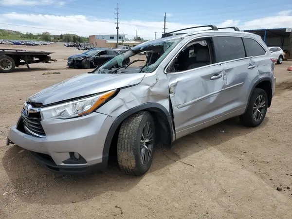 5TDJKRFH1GS505861 2016 TOYOTA HIGHLANDER - Image 1
