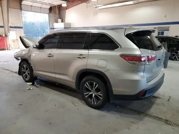 5TDJKRFH1GS507027 2016 TOYOTA HIGHLANDER - Image 2