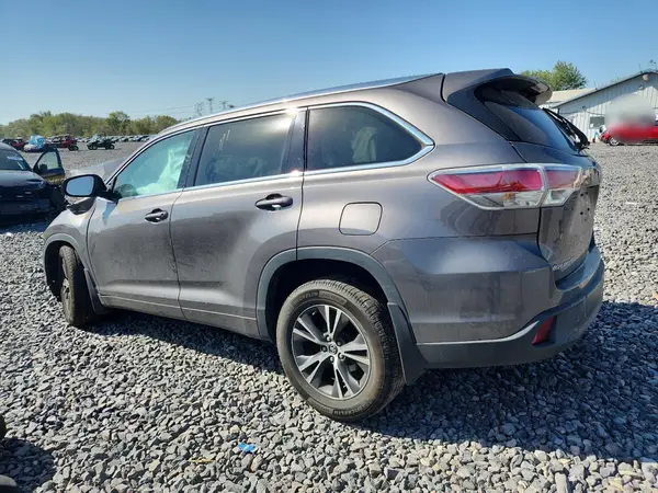 5TDJKRFH2GS227049 2016 TOYOTA HIGHLANDER - Image 2