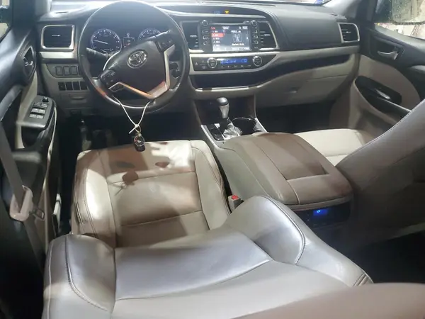 5TDJKRFH2GS233305 2016 TOYOTA HIGHLANDER - Image 8