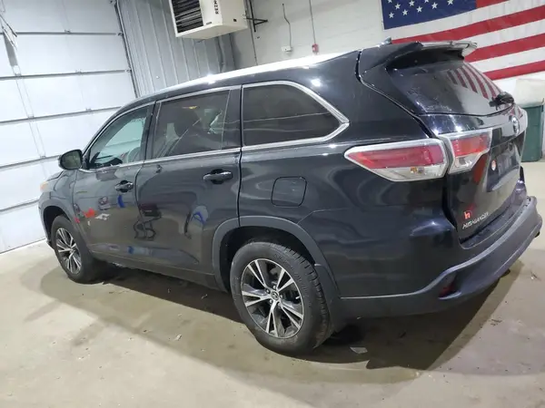 5TDJKRFH2GS234891 2016 TOYOTA HIGHLANDER - Image 2