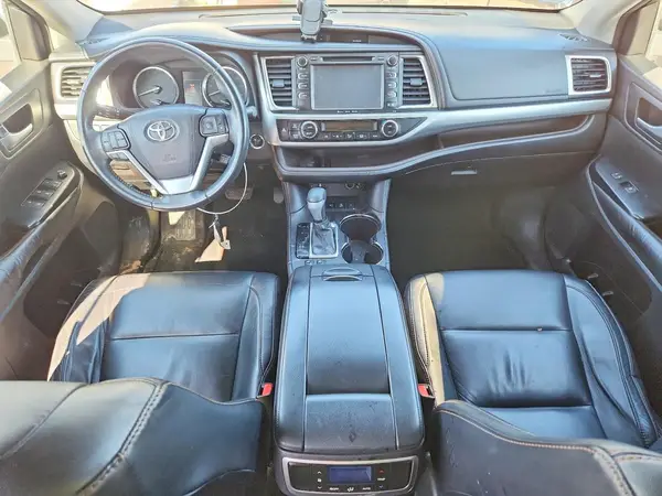 5TDJKRFH2GS236253 2016 TOYOTA HIGHLANDER - Image 8